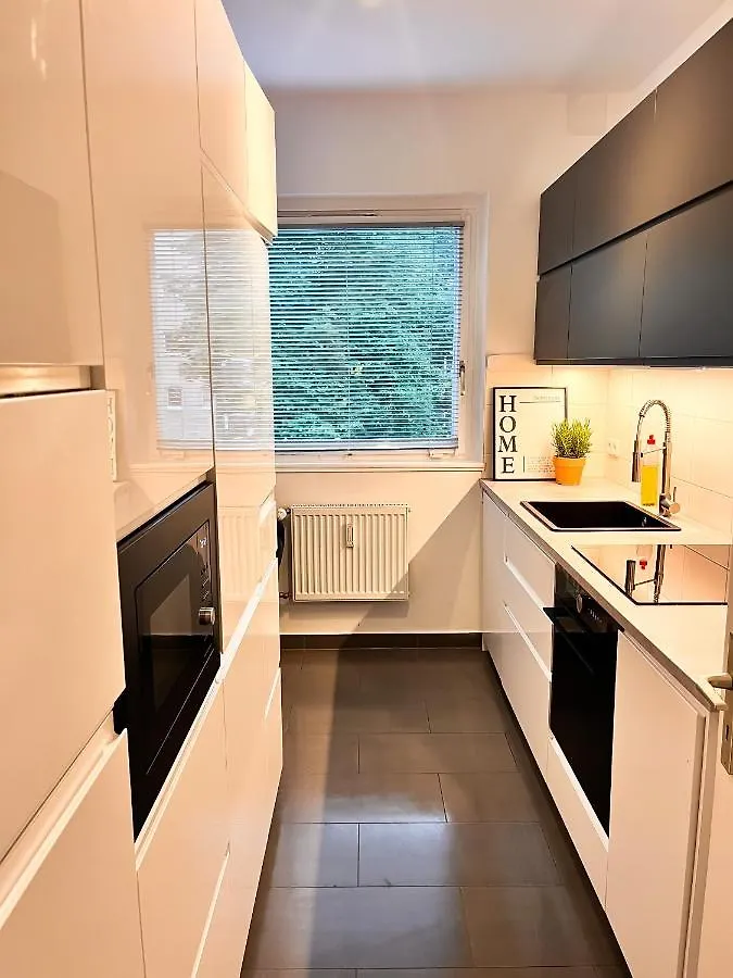 01 Bedroom In Mitte-Up To 5 People-Private Free Parking Berlin Allemagne